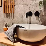 Сasa de vacaciones Baranówka - Komfortowe I Z Balia, Sauną, Widokiem I Ogrodem Jedlina-Zdroj