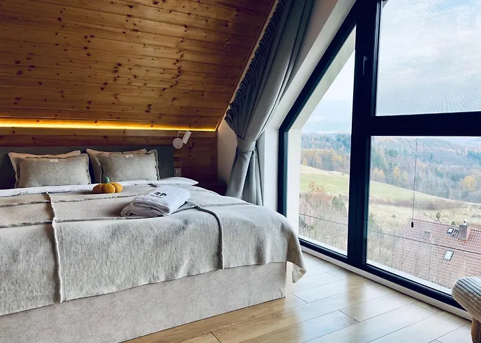 Casa de Férias Baranówka - komfortowe domki i apartamenty z balia, sauną, widokiem i ogrodem *